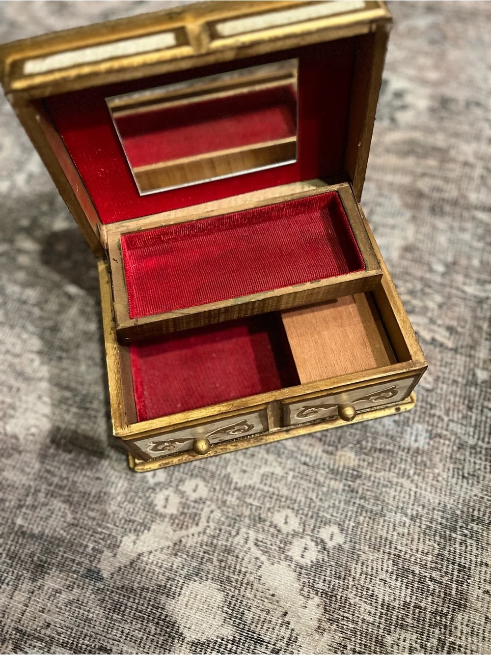 Vintage Italian Florentine Gold Jewelry Box with Zodiac Constellation Lid